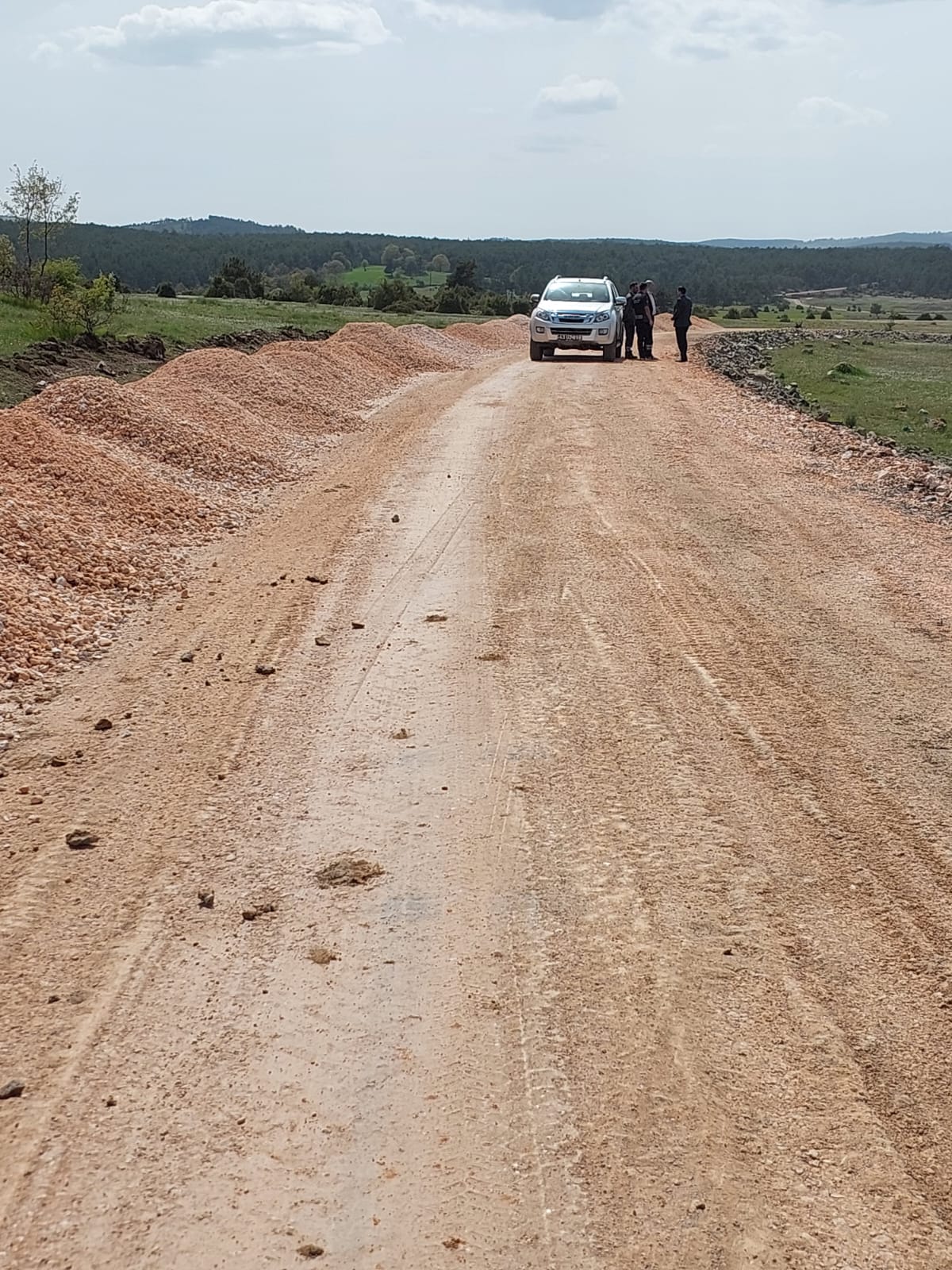 Kızılçukur - Eşen Köyleri Arasında Yol Çalışmaları Devam Ediyor